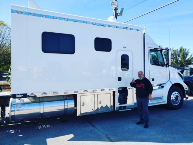 GATR Truck Center Customer Photos